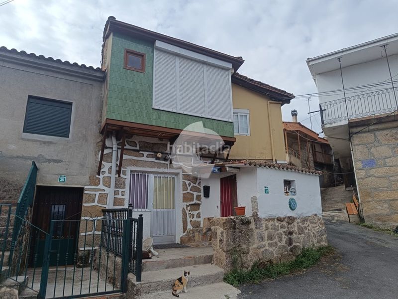 Foto 3db7c762-307c-46cf-b224-ae1ee7a73a22. Casa adosada casa en pueblo con encanto a un paso de la ciudad se vende acogedora casa en un tranquilo pueblo a escasos minutos de la ciudad. en Pereiro de Aguiar (O)