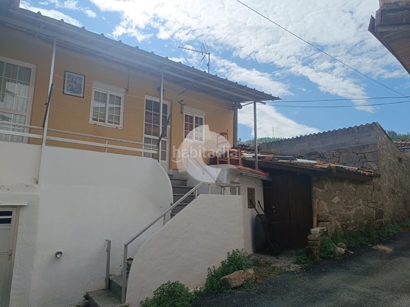 Foto 58a13fb0-66b8-45f9-9b12-1e50e923ca71. Casa adosada casa en pueblo con encanto a un paso de la ciudad se vende acogedora casa en un tranquilo pueblo a escasos minutos de la ciudad. en Pereiro de Aguiar (O)