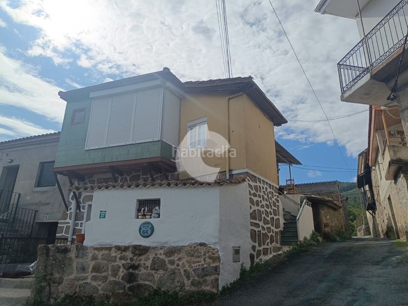 Foto adfefc54-7fba-4853-b3e0-bdb36732f665. Casa adosada casa en pueblo con encanto a un paso de la ciudad se vende acogedora casa en un tranquilo pueblo a escasos minutos de la ciudad. en Pereiro de Aguiar (O)