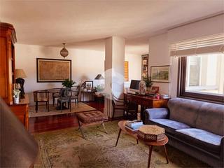 Pis a Centro. Se ofrece esta vivienda exclusiva ubicada en el corazón de la ci