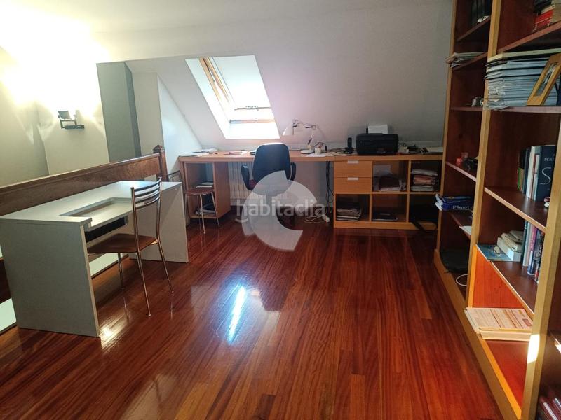Foto 36e4e81b-2b95-44c7-88fd-9fa1cd473191. Alquiler dúplex descubre este exclusivo dúplex totalmente amueblado, ideal para quienes buscan amplitud, comodidad y una ubicación privilegiada. c en Ourense