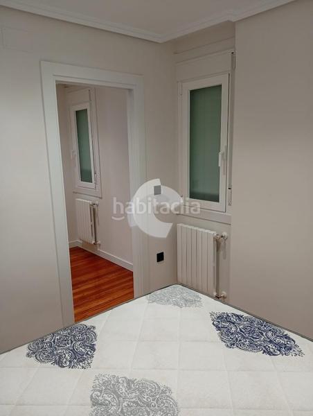 Foto d058a2f9-3c32-465e-858d-469b008a48c1. Affitto monolocale in Centro Ourense