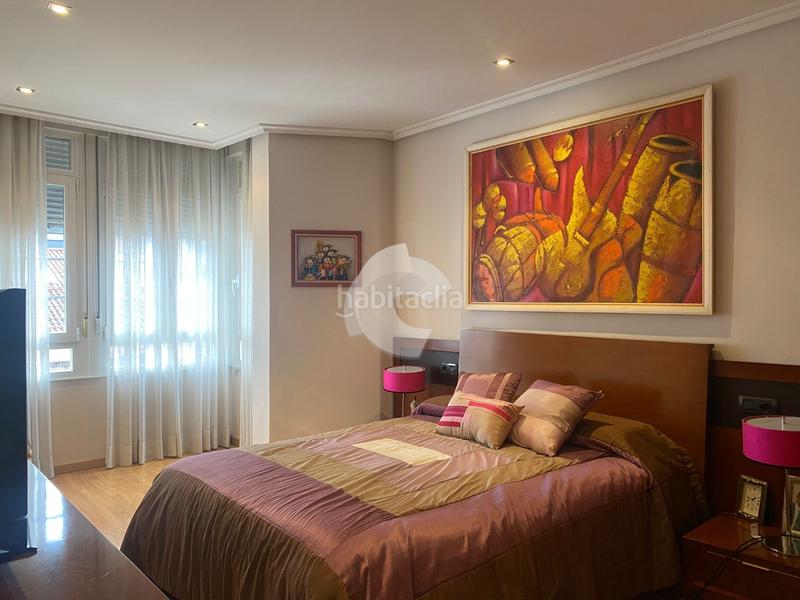 Foto f58f81c4-4d17-4237-8e02-51f6103799b7. Location appartement dans Centro Ourense