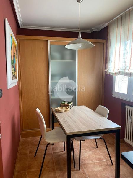 Foto e9f795c2-6063-49b9-a05d-f11dbdd666d1. Rent flat in Centro Ourense