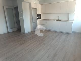 Miete Appartement in Polvorín. Se alquila apartamento sin muebles luminoso y exterior, con exce