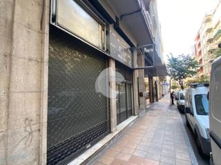 Location Local commercial à Centro. Local comercial a pie de calle proximo al parque de san lazaro,