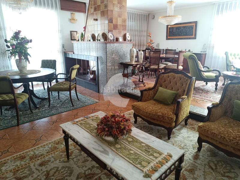 Foto 9d355a4b-a88a-431b-a4fe-184c3f2a73cd. Miete haus in Carballiño (O)