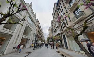 Lloguer Local Comercial  Do paseo. Magnífica oportunidad en una de las zonas más transitadas de our