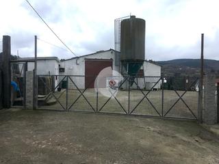 Nave industrial en Lobios. Nave ubicada en silvares, ayuntamiento de lobeira. se ubica en u