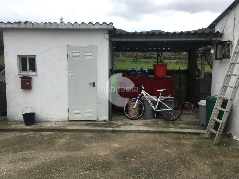 Foto 5797ca62-a6a9-40c1-a705-224e3a07ac4a. Bâtiment à usage industriel dans Lobios