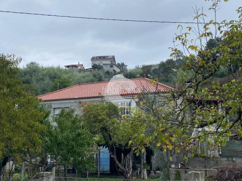 Foto c895d113-44b1-42c0-9f68-bcd83e070faf. Casa a Ventiun Ourense