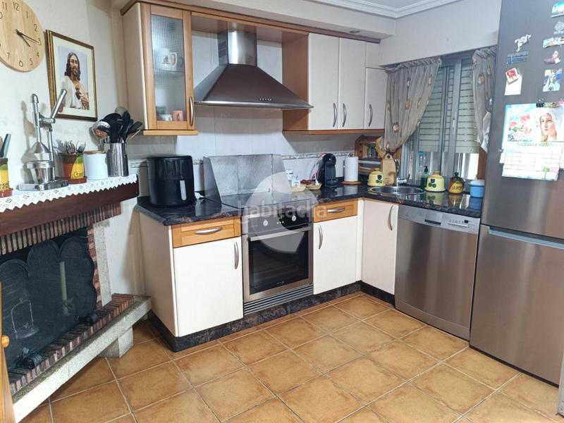 Foto 215ea01c-43d5-40d0-be0f-0a064cb2f2ae. Doppelhaus in A Carballeira Ourense