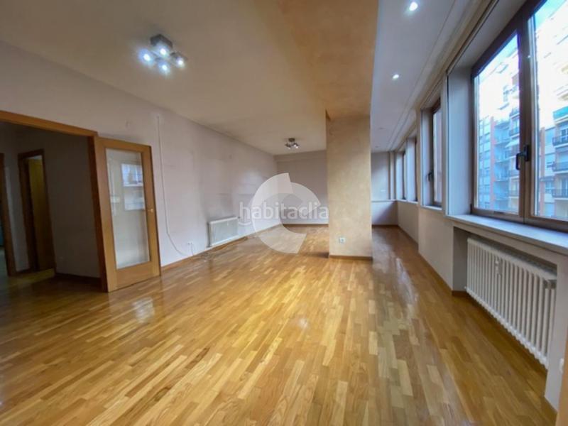 Foto 53fb2268-a5da-49fe-940d-11b40e7f06a2. Appartement dans Centro Ourense