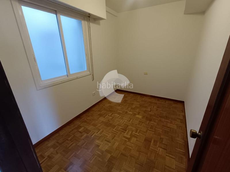 Foto 2f230dbd-7852-437f-a35f-bcff3b7f9228. Location appartement dans Universidad Ourense