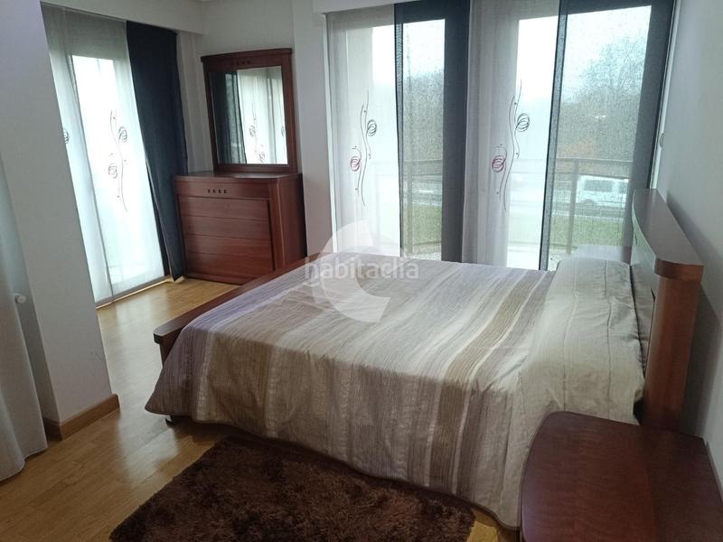 Foto 4ba87a41-80e4-4152-a582-5b79b2b894a8. Casa pareada chalet pareado a tan solo 10 minutos de la ciudad, situado en una zona bien comunicada. dispone de un terreno de 100 m, ideal para en San Cibrao das Viñas