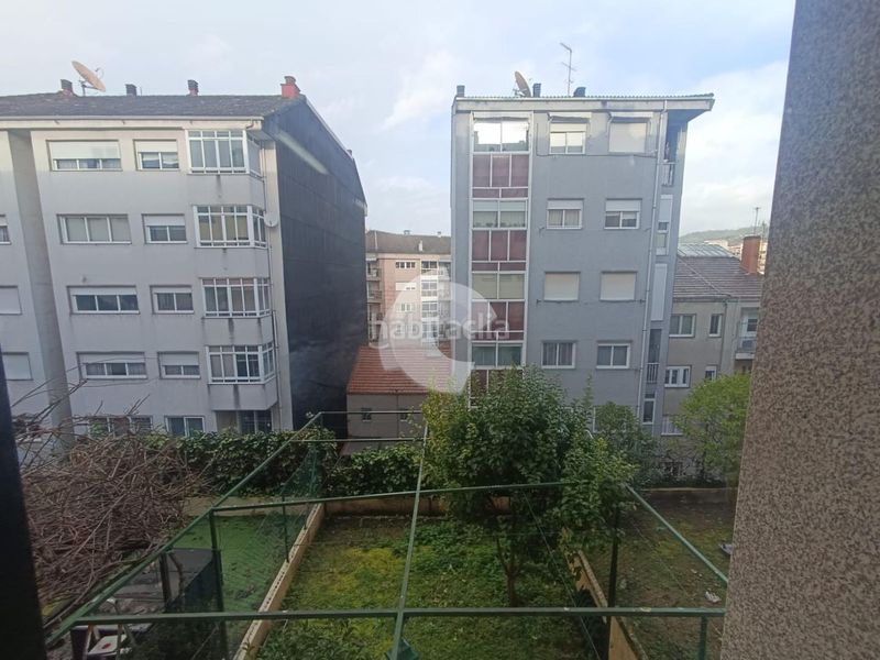 Foto e3cf664d-942c-4e3e-b9c0-25201132fee3. Alquiler casa adosada magnífico adosado en la zona de o Couto, con 350 m construidos y 50 m de terreno. la vivienda se distribuye en varias plantas y of en Ourense
