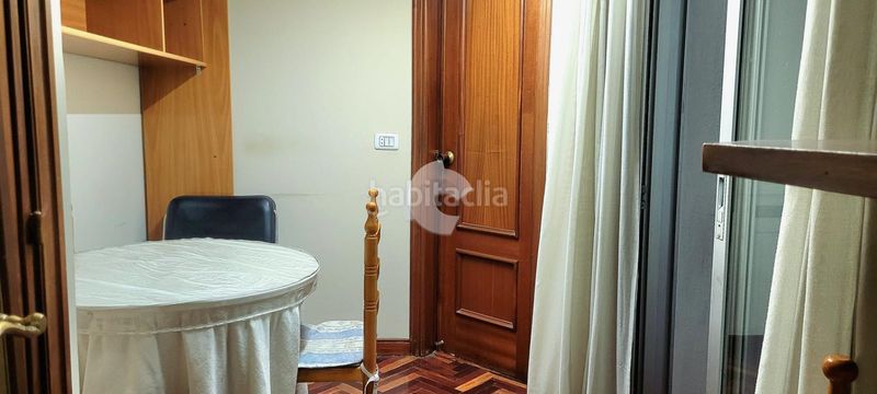 Foto d189b367-b2bf-440c-8e5c-c6825f4cc2eb. Pis amb calefacció aparcament a Casco Viejo Ourense