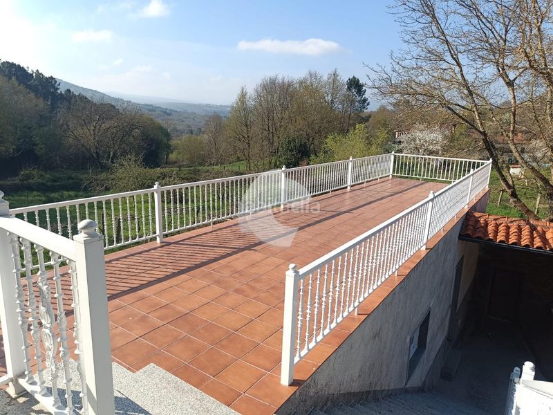 Foto 28f051b1-186a-498a-8874-84891704f555. Casa a Merca (A)