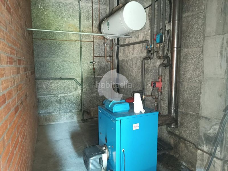 Foto 7cd7a469-07dd-4f9d-bffd-050895eb31c3. Casa a Merca (A)