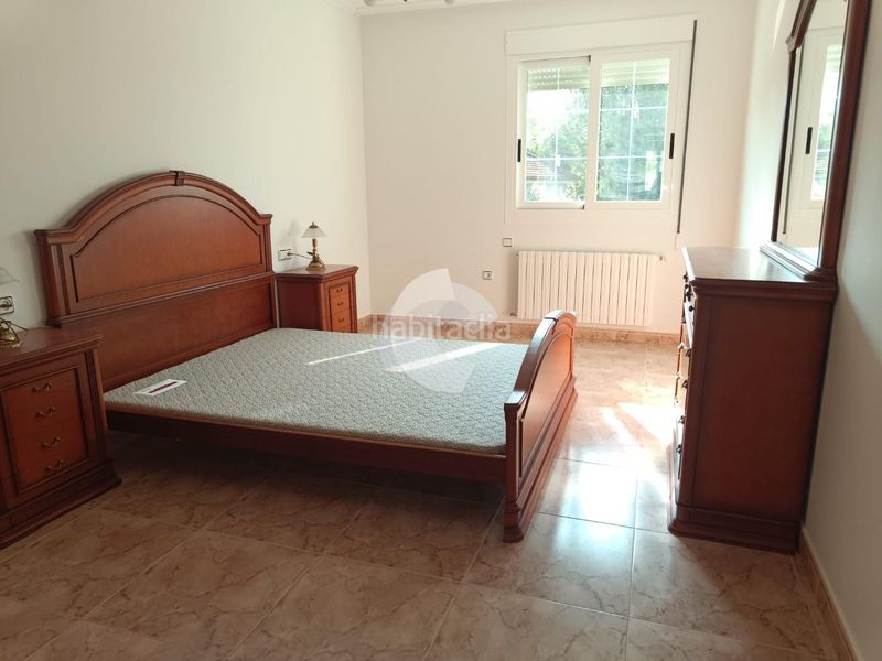 Foto 827e0214-6fd1-4043-b06b-a0d46f141397. Casa a Merca (A)