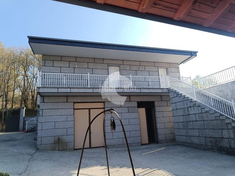 Foto dd78e4d4-7072-47d2-b879-a3cec672d065. Casa a Merca (A)