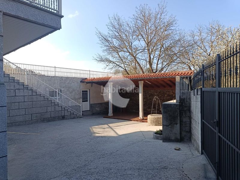 Foto fd4fd0a6-e82a-4152-9f14-23e8f5ebd200. Casa a Merca (A)