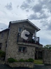Maison à Lobios. Vivienda unifamiliar completamente reformada y lista para entrar