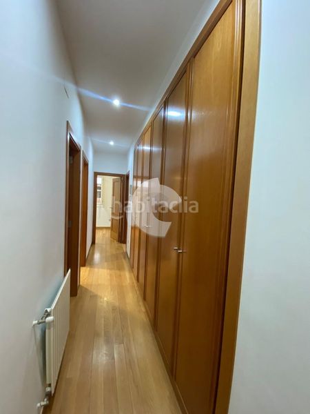 Foto 0382db07-9dbc-4db8-881b-5f253841e0c1. Pis a A Carballeira Ourense