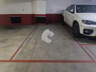 Aparcament cotxe a Centro. Se vende plaza de garaje en pleno centro, ubicada en una zona de