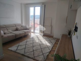 Miete Etagenwohnung  Peña trevinca. Piso de 3 dormitorios, 1 baño, balcón, salón  comedor y cocina i
