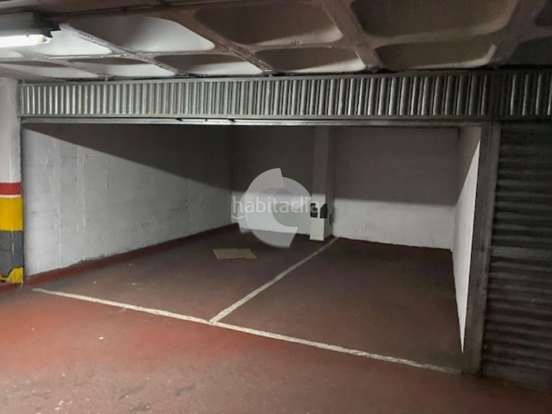 Foto 35000e66-9436-494f-80da-aaf0167d1d8b. Aparcament cotxe a Centro Ourense
