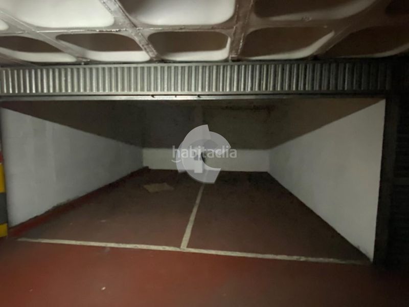 Foto 63d21868-247d-498e-9b28-104f251dcab6. Aparcament cotxe a Centro Ourense