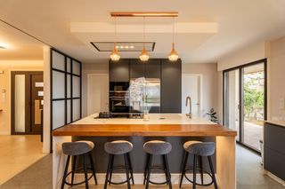 House  Ousande. Descubre tu nuevo hogar en esta impresionante casachalet indepen