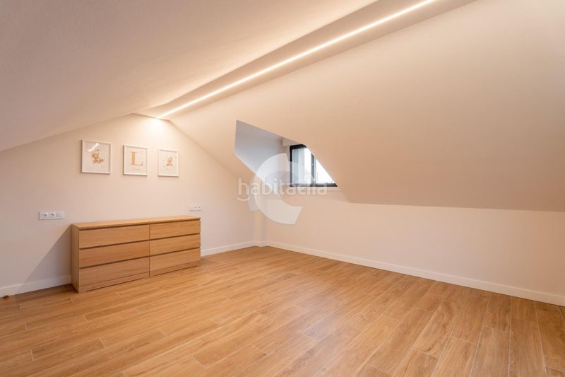 Foto b2d6c518-c985-4911-b4e0-3a318e261015. Casa amb calefacció aparcament a Barbadás