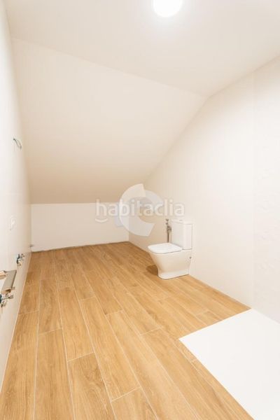 Foto f534eb6b-219d-4886-b892-4c4c41cd1ed5. Casa amb calefacció aparcament a Barbadás