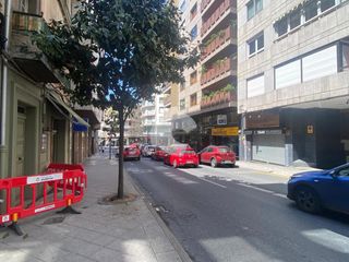 Lloguer Local Comercial  Habana. Amplio local comercial de 230 m situado en plena avda. de la hab