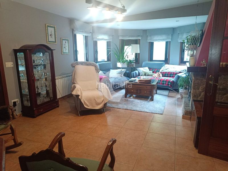 Foto a34cb515-206a-4a01-8e9b-1f3b2417bc16. Casa amb calefacció aparcament a Esgos