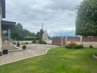 Maison à San Cibrao das Viñas. Descubre tu nuevo hogar en esta espectacular casachalet independ
