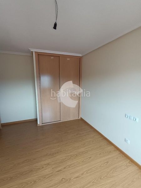 Foto cf227ae6-7c77-4c1d-bdbd-8f50eeb9b32b. Pis amb calefacció aparcament a Mariñamansa Ourense