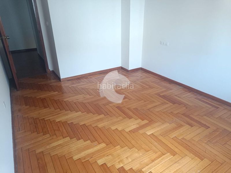 Foto d03cbc44-5858-4bda-a81e-a4d88f5c1ed4. Pis amb calefacció a Centro Ourense