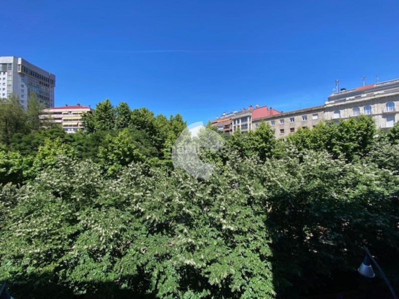 Foto 48c65eff-4c25-481b-ad37-8da385518734. Pis a Centro Ourense