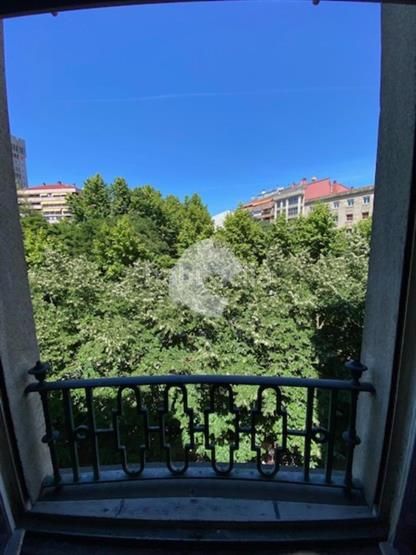 Foto 7a020c0a-1358-4908-9295-b02cc4b4273b. Pis a Centro Ourense