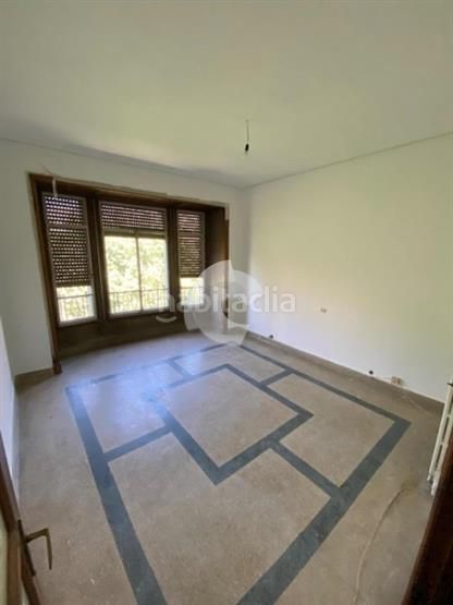 Foto c916a7ab-d534-41e1-afc2-14c9dc16083b. Pis a Centro Ourense