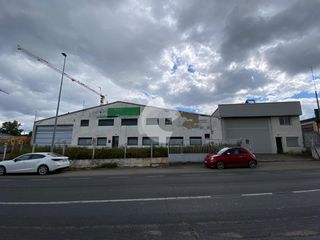 Industrial building in San Cibrao das Viñas. Nave en periodo de subasta, precio de salida 395.000  hasta el d