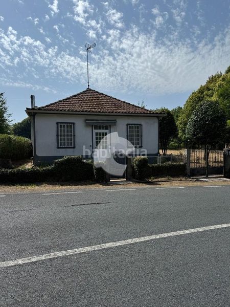 Foto f754c429-d791-4070-843b-23e06e0641d2. Casa amb calefacció aparcament a Vilamarín