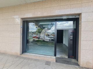 Lloguer Local Comercial a Universidad. Se alquila local comercial de 80 m, situado en una excelente ubi