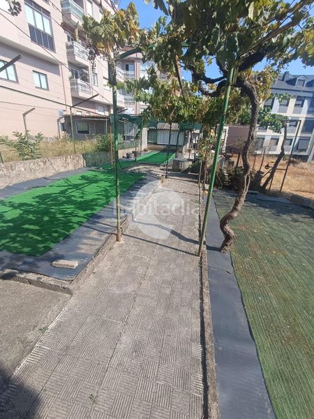 Foto c1c7ef4e-b2c0-40fa-aaa0-e8068043d95a. Casa amb calefacció aparcament a Barbadás
