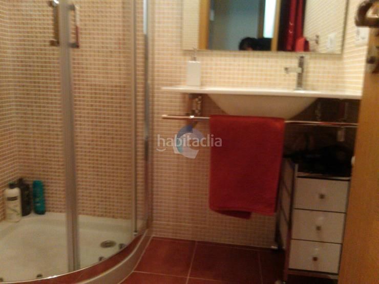 Foto ded9801a-9270-4c10-94ca-96be5a4c2228. Estudi amb calefacció aparcament a Barbadás