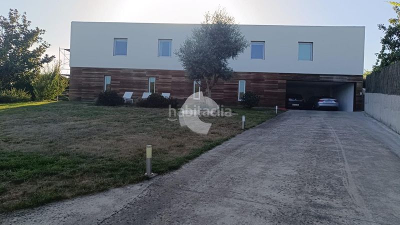 Foto 4c65bd4f-0ee4-46d6-bf15-6d6518b05e93. Casa amb calefacció aparcament a Merca (A)