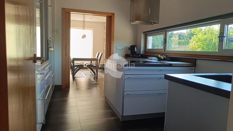 Foto 8382e79d-1081-4a53-b2e8-ee9901b02314. Casa amb calefacció aparcament a Merca (A)
